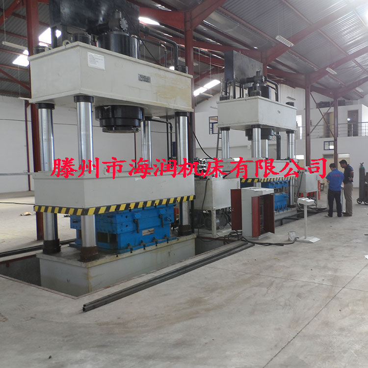630T汽車(chē)配件成型壓力機(jī)